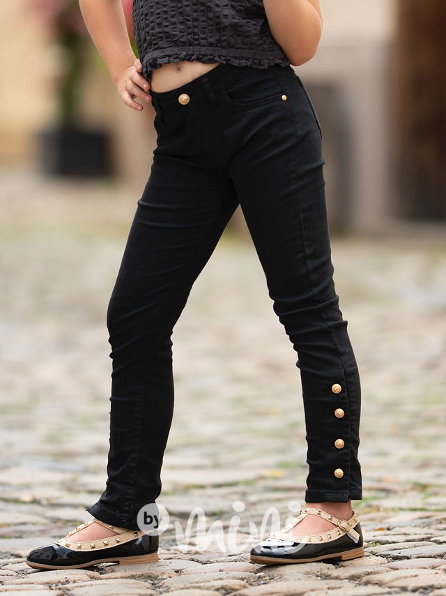 Černé stretch jeansy se cvoky