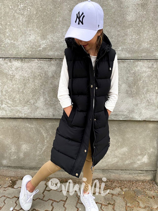 Long černá vesta s kožíškem uvnitř