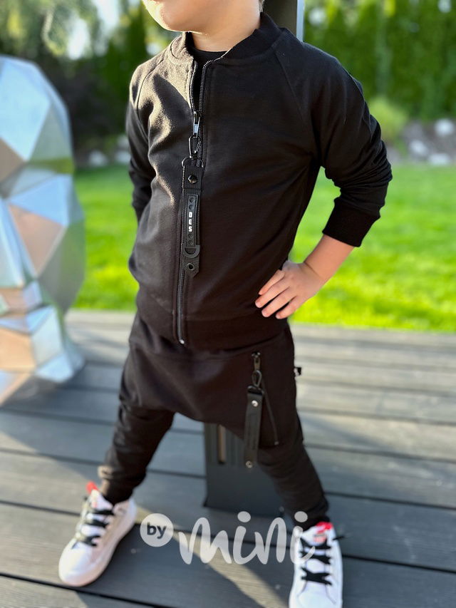 Černé baggy se zipem