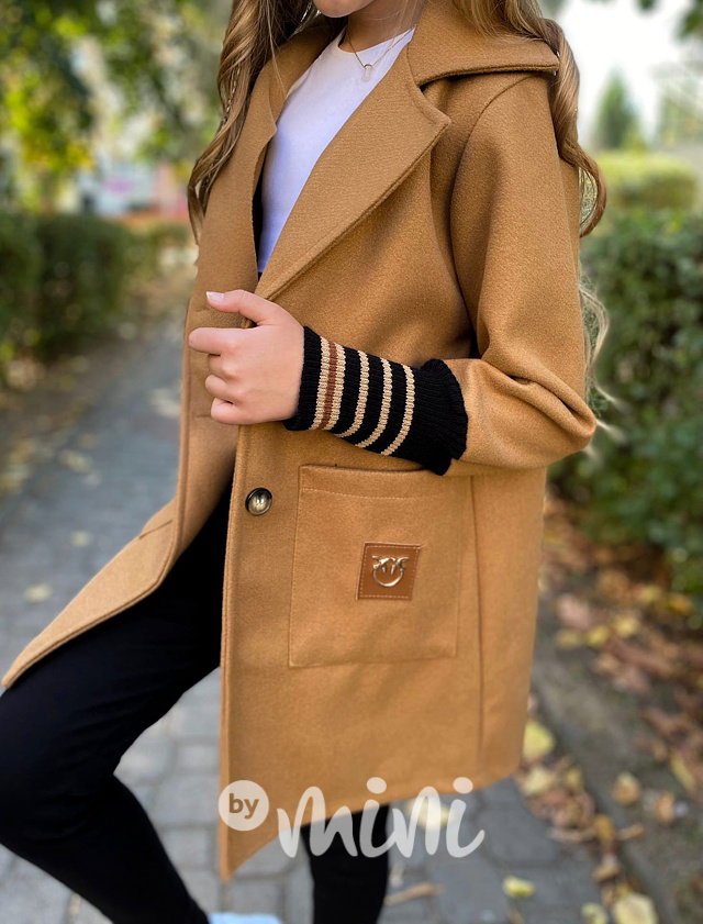 Flaušový kabát s náplety caramel