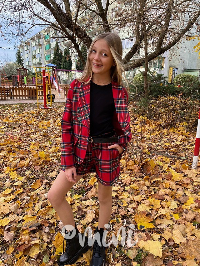 Karo sako + kraťasy