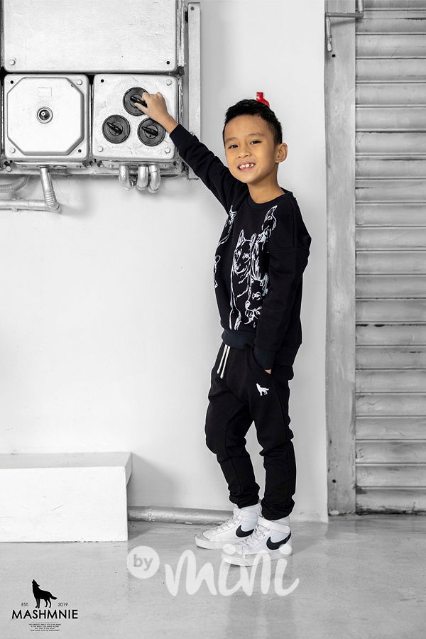 Mash Mnie mikina WOLF gang černá