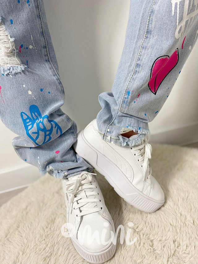 Fashion ripped jeans Broken heart