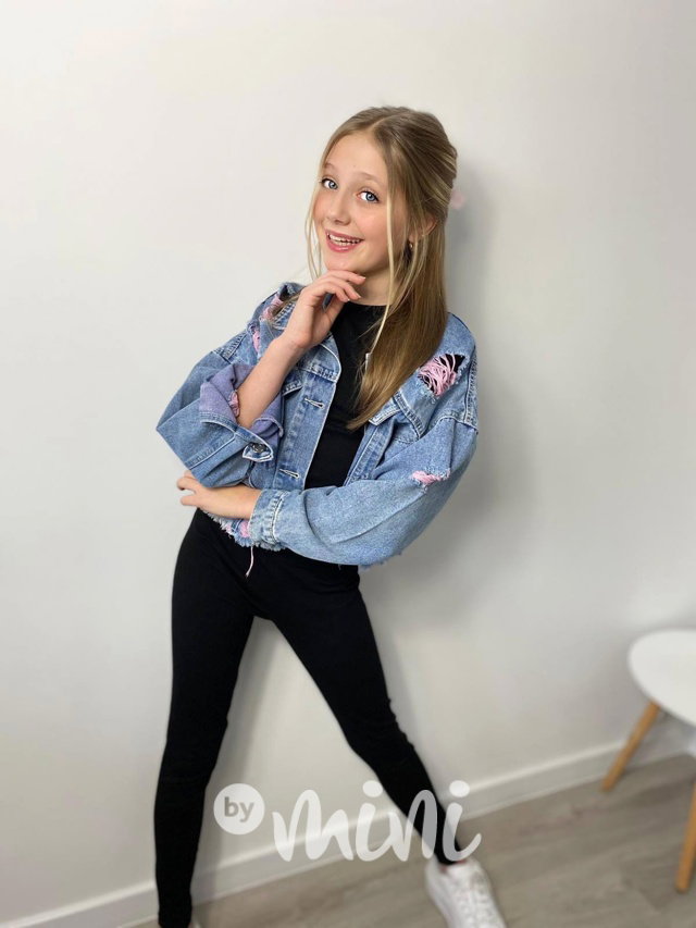 Pink ripped oversize jeans bunda