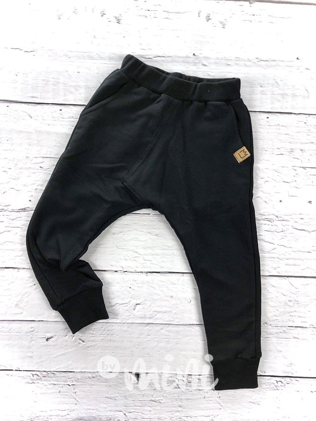 Oteplené black baggy tepláčky