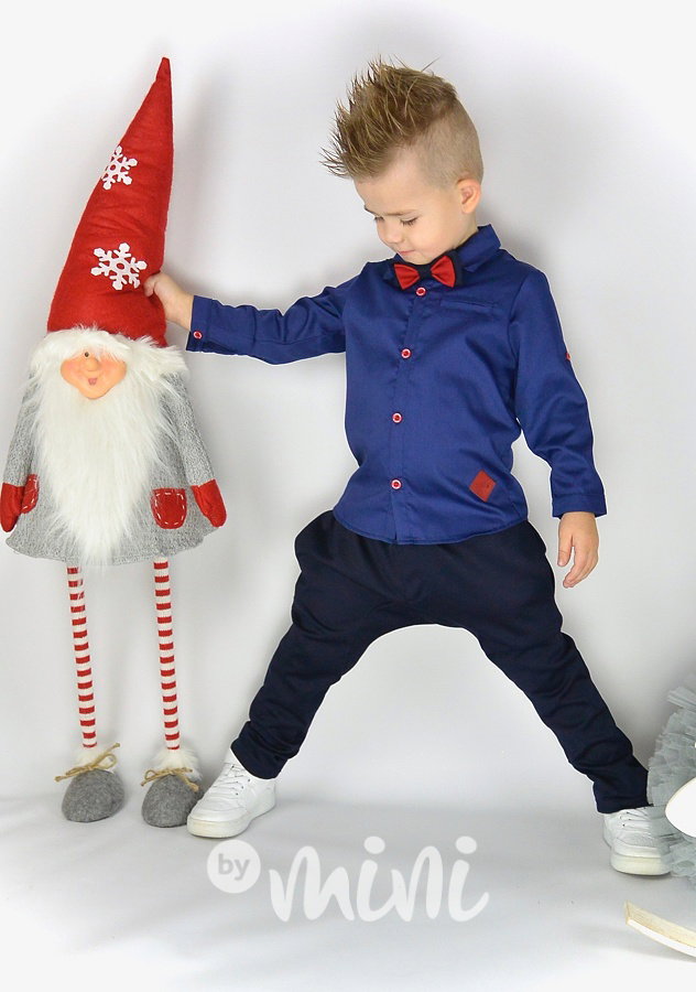 Modrá košile + motýlek + kalhoty