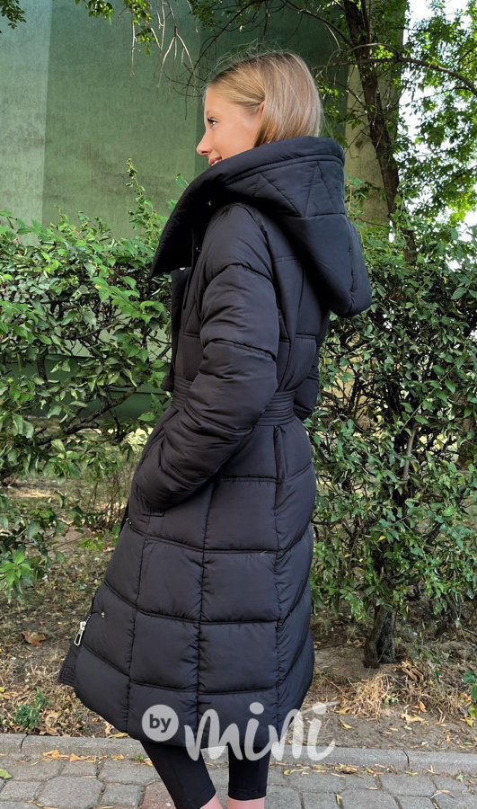 Zimní dlouhý kabát s páskem černý