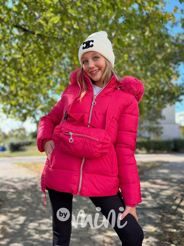 Zimní malinová bunda s kabelkou