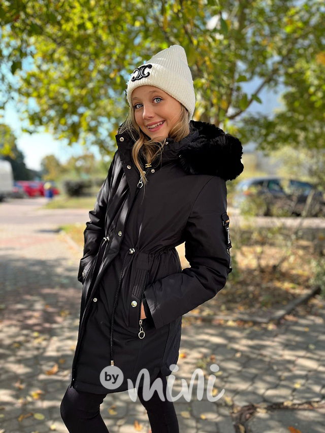 Černá zimní sporty parka
