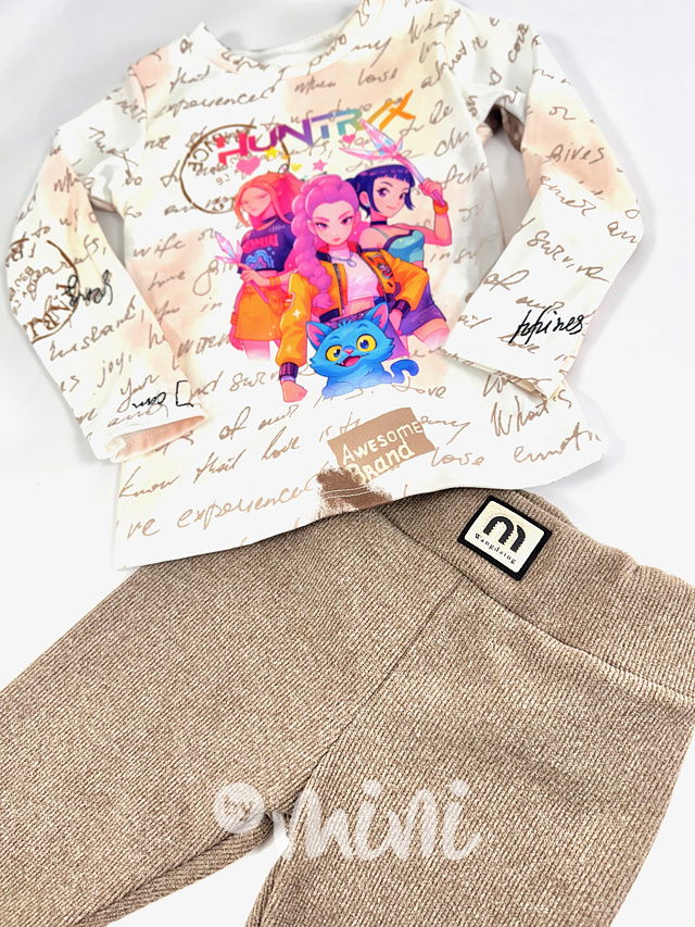 Huntrix teplá blůzka