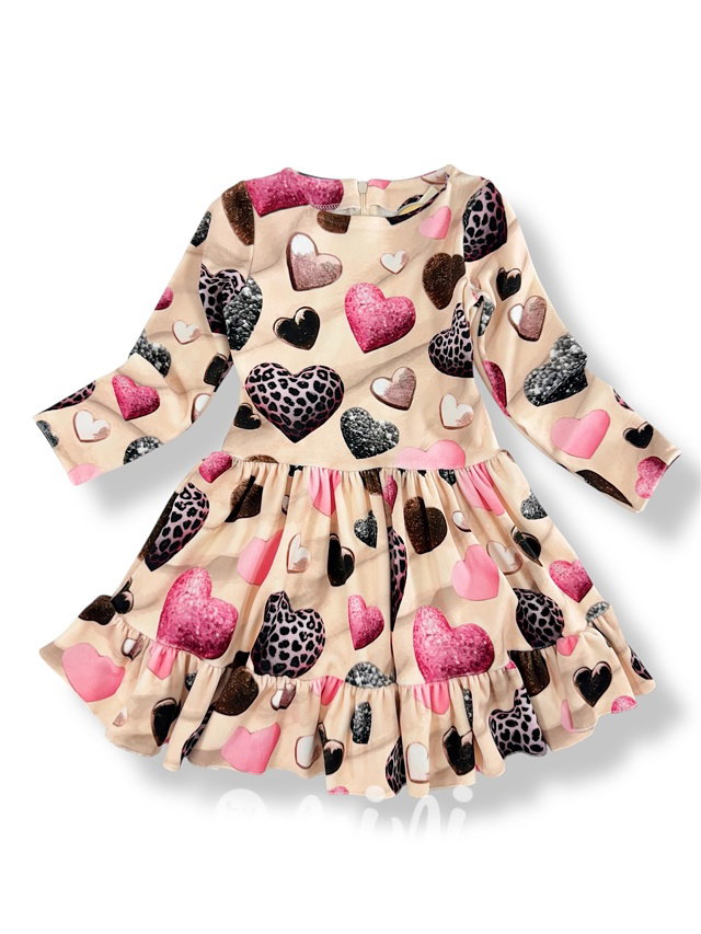Soft velur šaty HEARTS