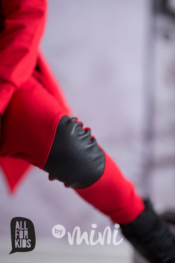 Červené leather tepláčky