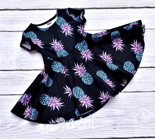 Ananas šaty