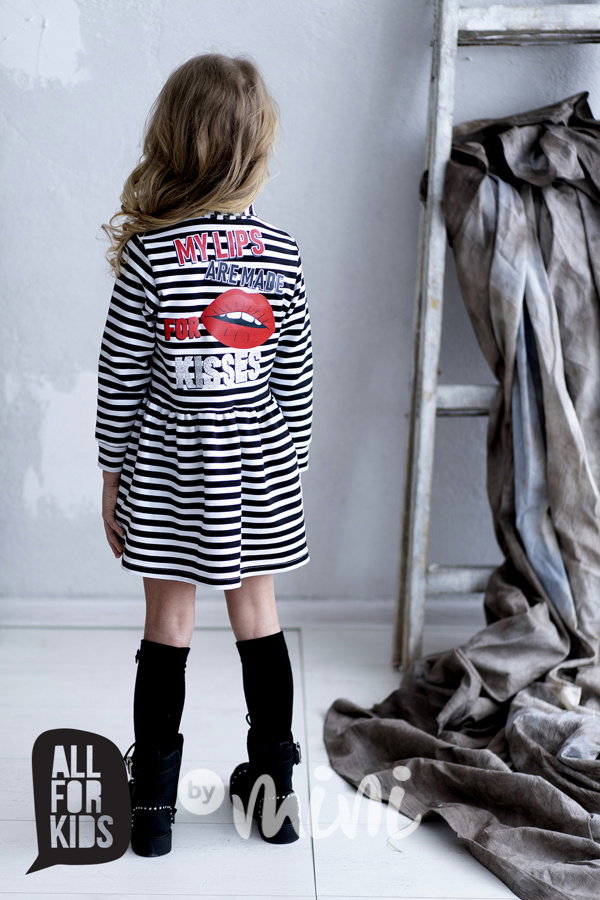 Pruhované košilové šaty