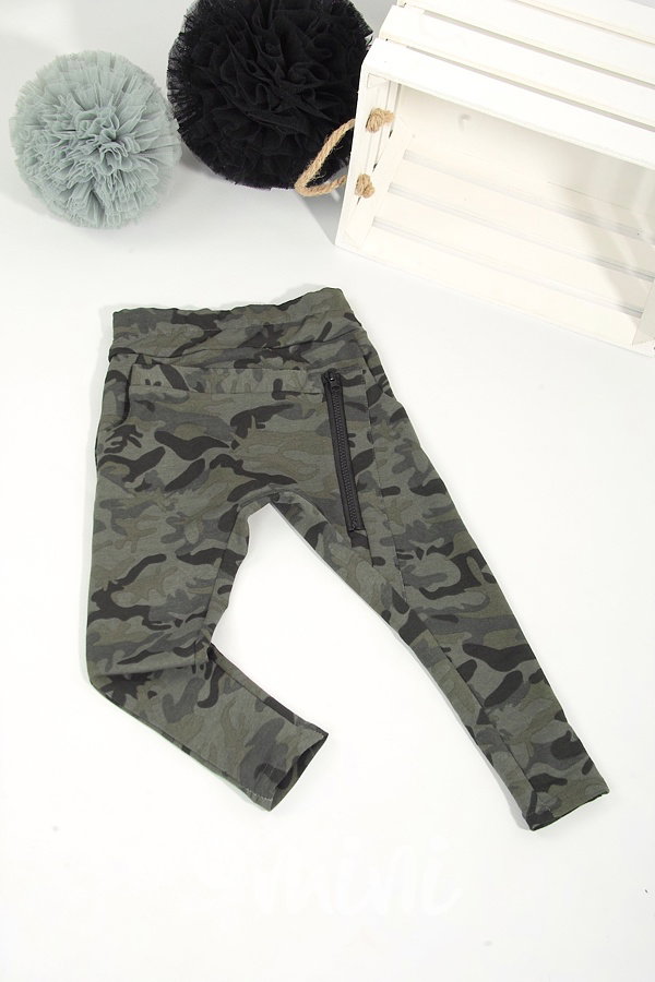 Green army baggy zip
