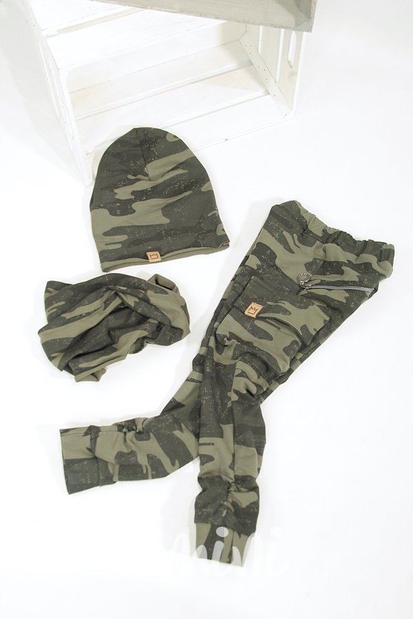 Army kapsáče + houmleska s nákrčníkem