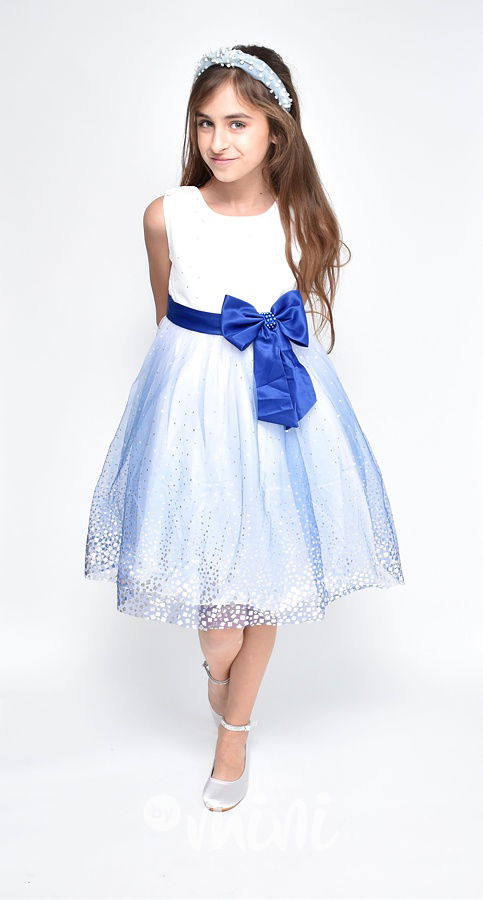 Slavnostní šaty s modrou mašlí