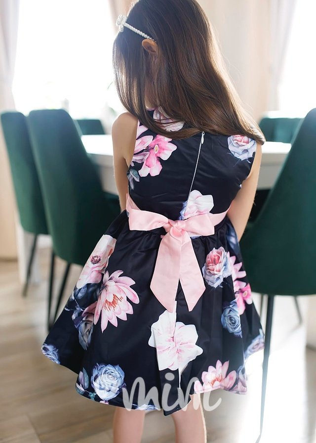 Dark flower šaty