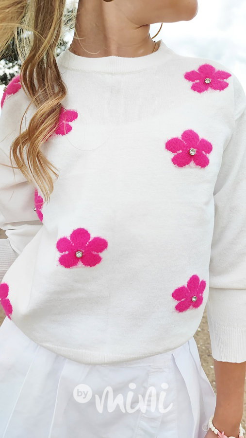Bílý svetřík flowers