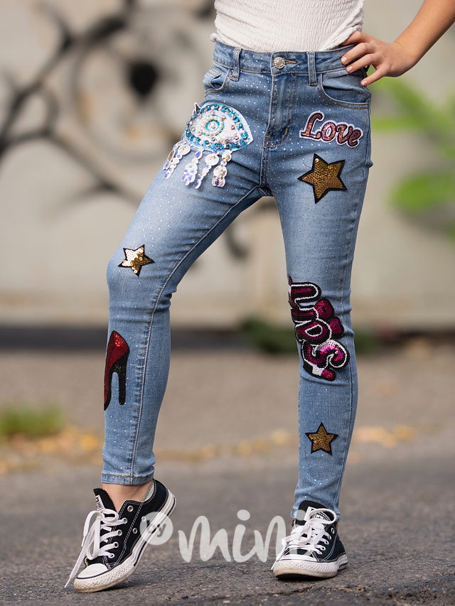 Fashion jeansy s aplikací
