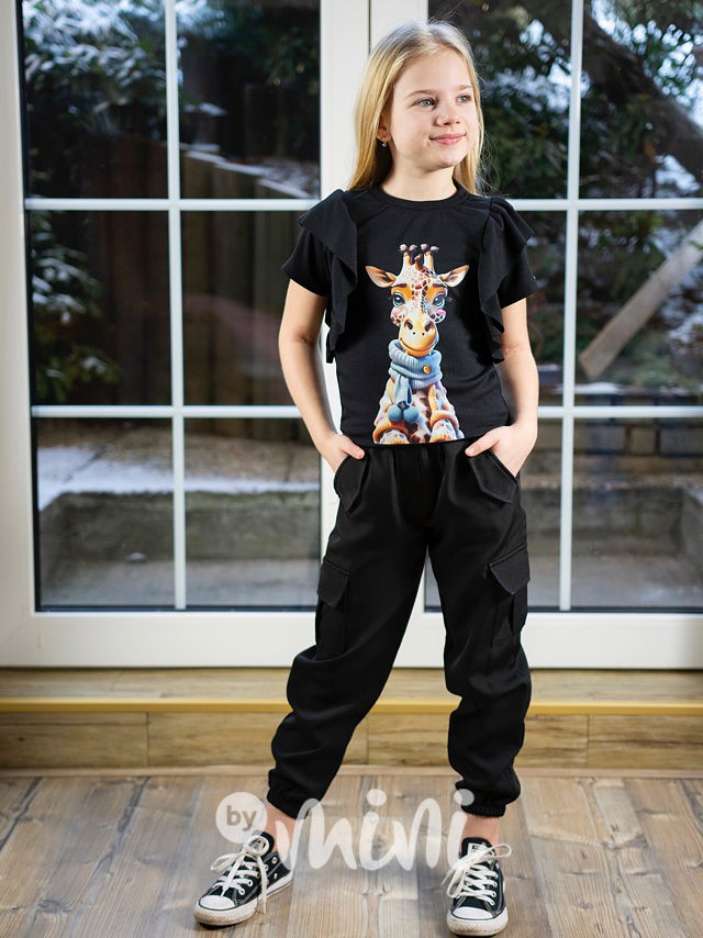 Černá volánková blůzka žirafa