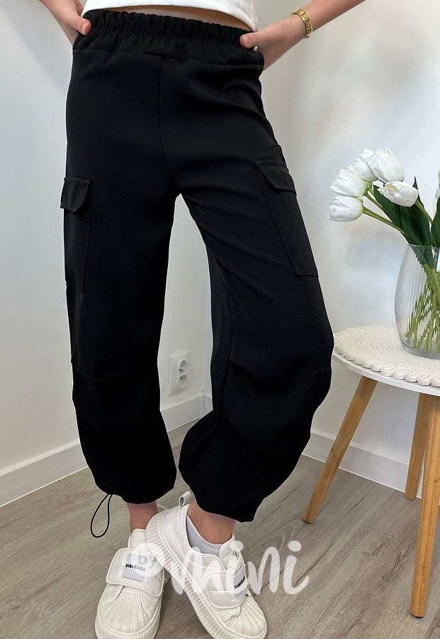 Černé cargo kapsáče