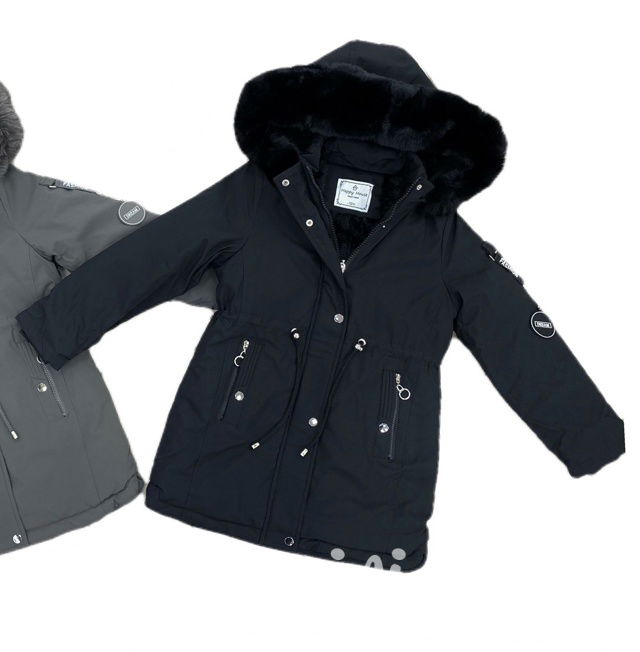 Černá zimní sporty parka