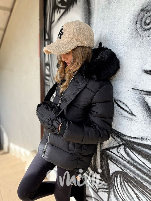 Zimní černá bunda s kabelkou
