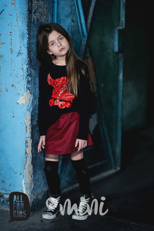 In-line triko red