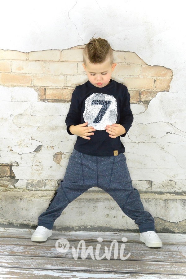 Dark blue triko s měnícími flitry