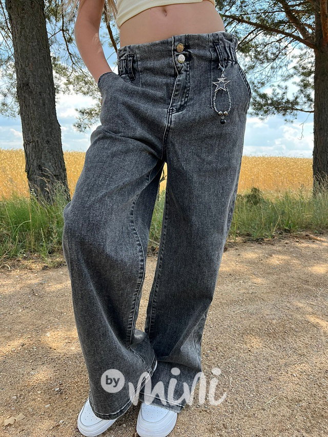 Lounge volné džíny s řetízkem