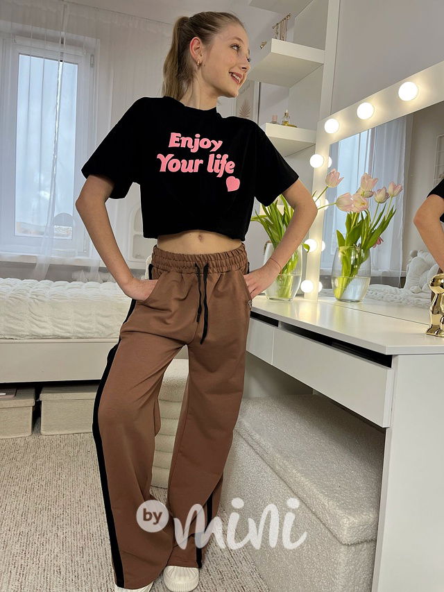 Enjoy life crop triko černé