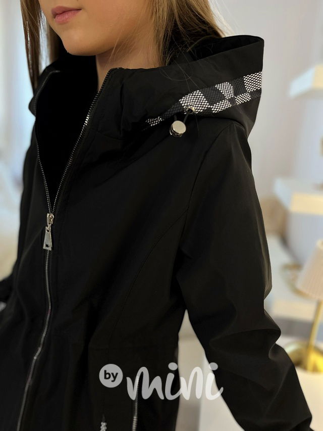 Jarní černá parka