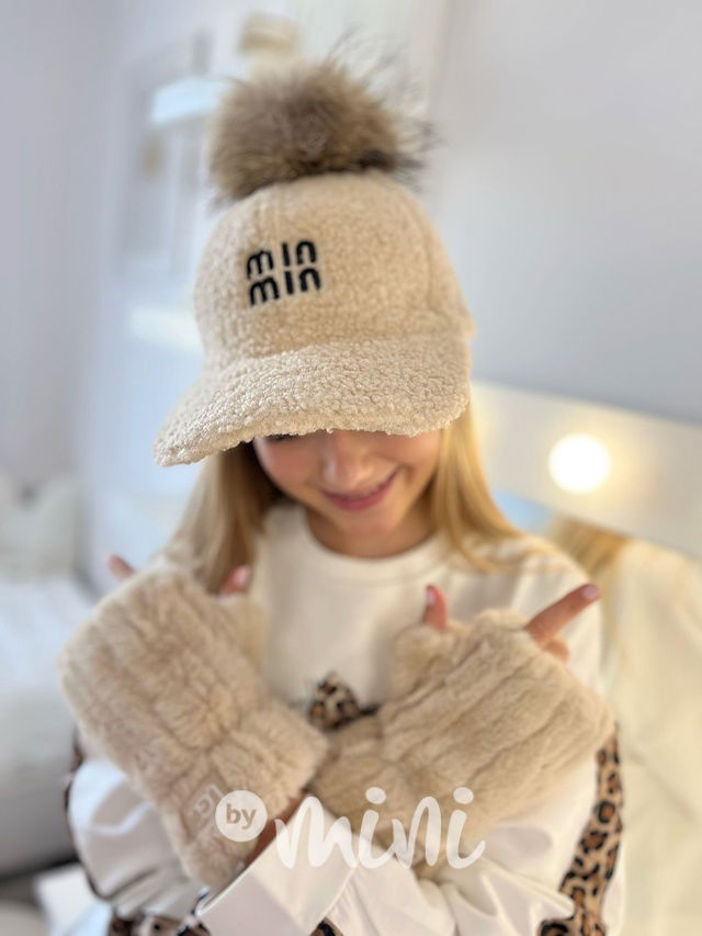 Chlupaté rukavičky UG béžové