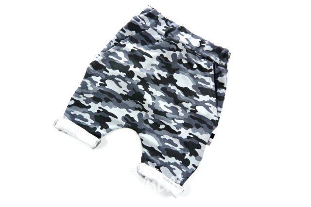 Baggy kraťasy dark army