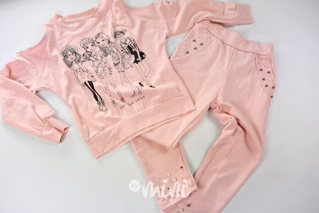 Letní souprava s perličkami