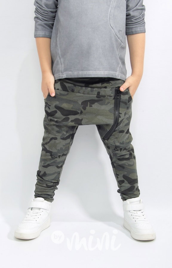 Green army baggy zip