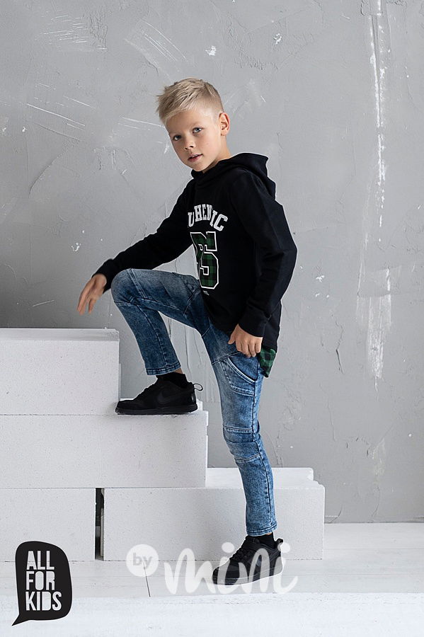 Authentic mikina - černá