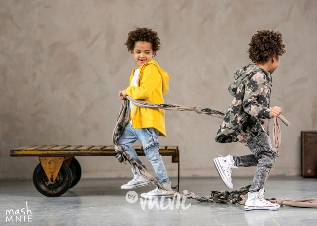 Yellow Wolf mikina *MashMnie*