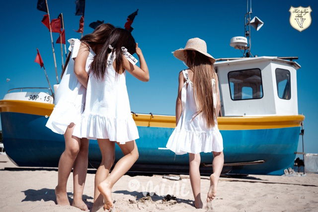 Mušelín bílé letní šaty