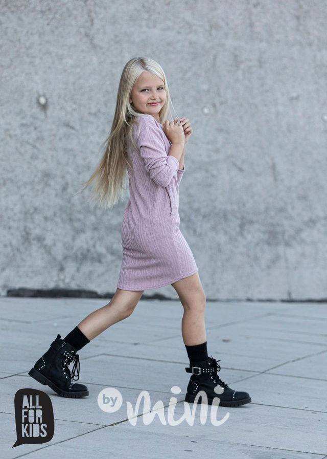 Svetrové šaty pink