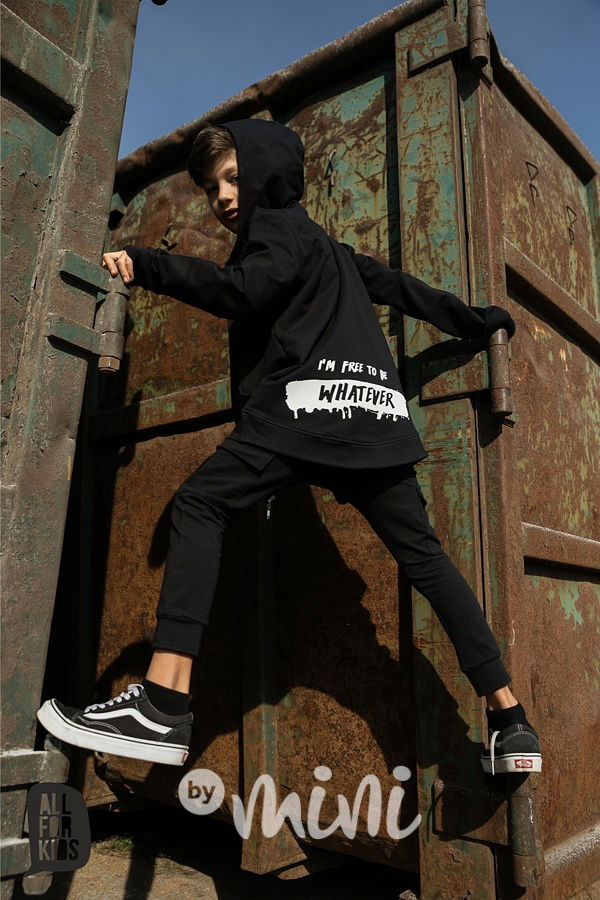 WHATEVER černé kapsáče