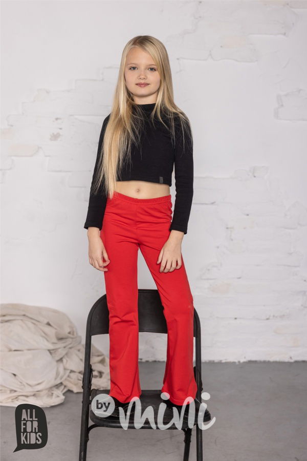 Červené kalhoty do zvonu