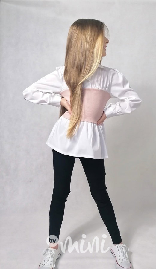 Delší bílá košile s růžovým stretch topem