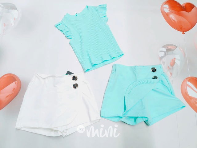 Tyrkysová žebrovaná blůzka