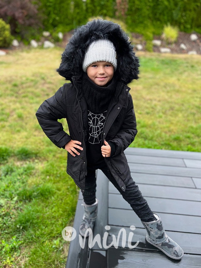 Zimní parka s kožíškem černá