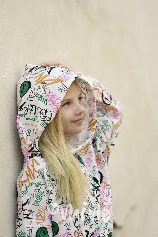 Mikina graffiti white