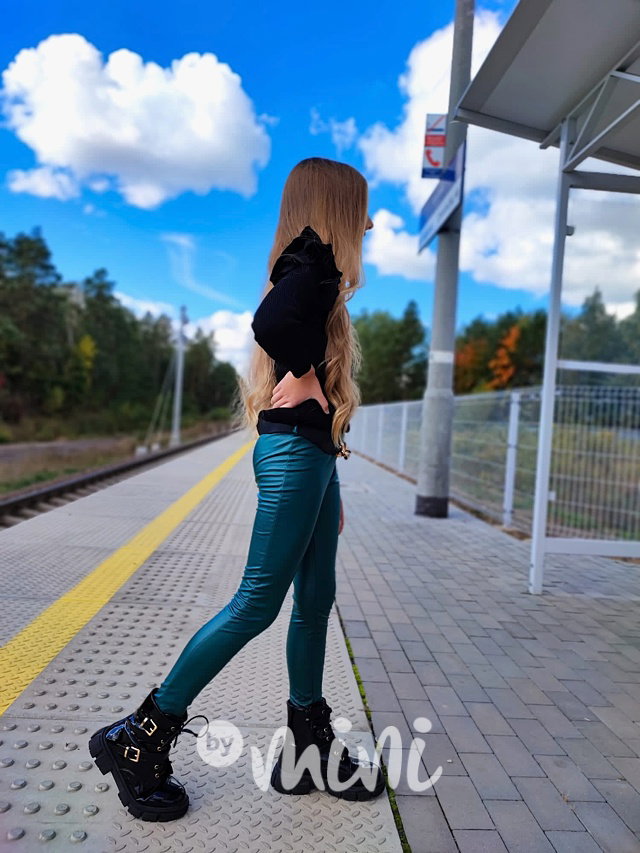 Eco leather thermo jegginy s páskem smaragd
