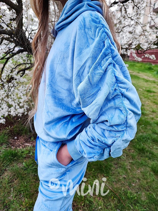 Baby blue soft velur souprava