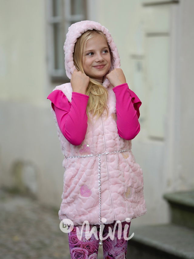 Růžová chlupatá srdíčková vesta + pásek